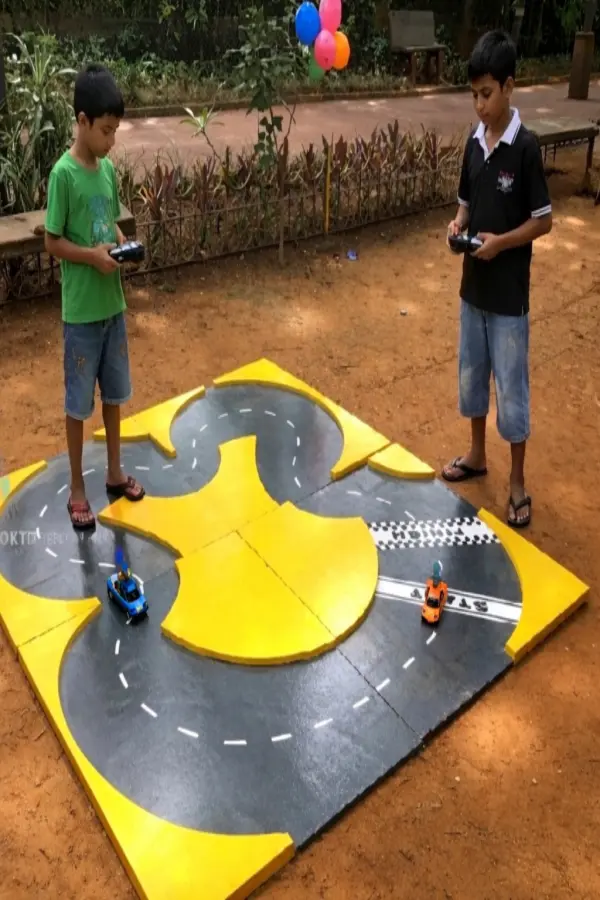 Toy Car Racing Game