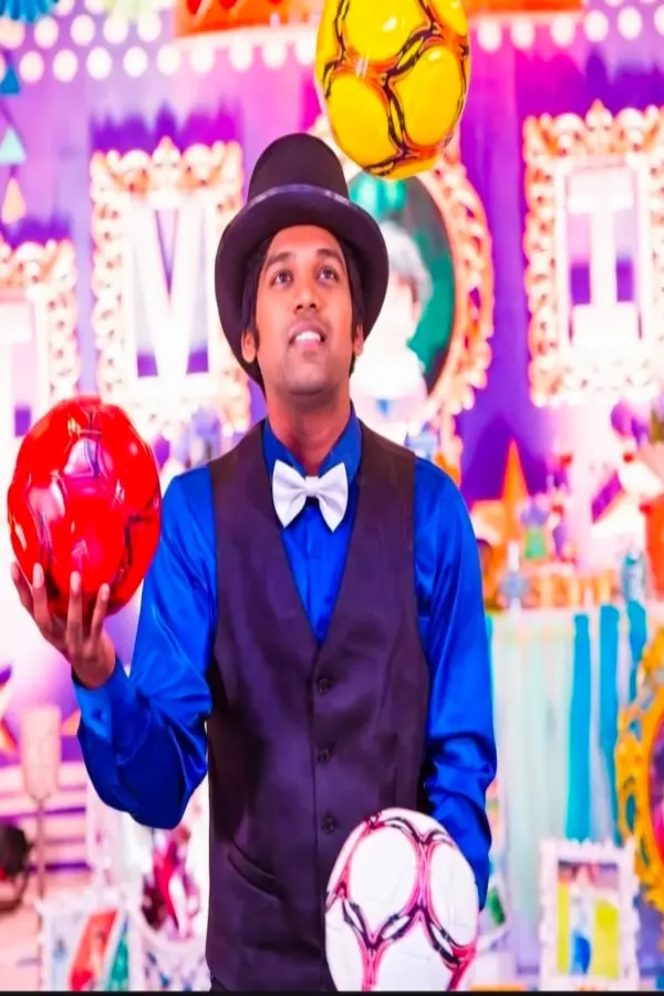 Juggler Show
