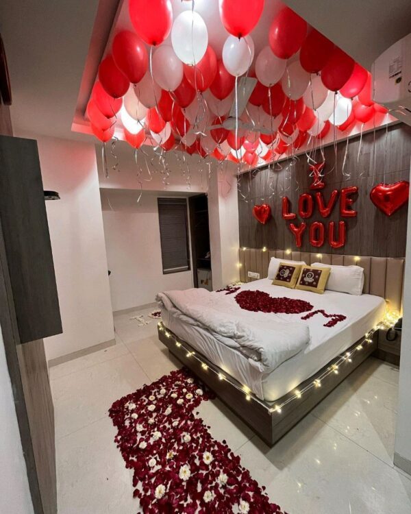 First Night Decoration - 12